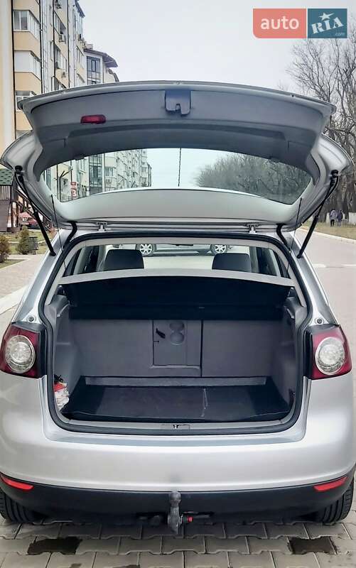 Хетчбек Volkswagen Golf Plus 2005 в Чорноморську