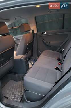 Хетчбек Volkswagen Golf Plus 2005 в 