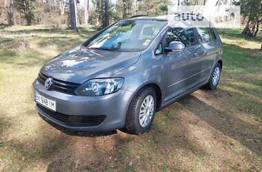 Хэтчбек Volkswagen Golf Plus 2009 в Ровно