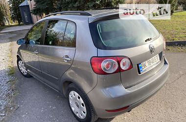 Хэтчбек Volkswagen Golf Plus 2011 в Дубно