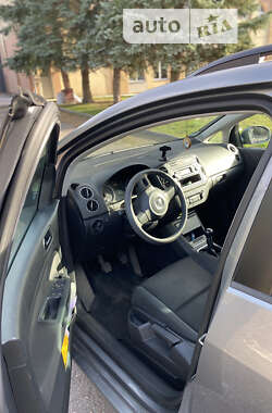 Хэтчбек Volkswagen Golf Plus 2011 в Дубно