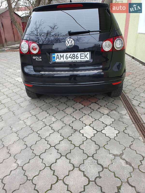 Хетчбек Volkswagen Golf Plus 2006 в Житомирі