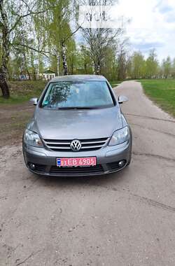 Хэтчбек Volkswagen Golf Plus 2007 в Сновске