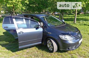 Хетчбек Volkswagen Golf Plus 2007 в Сарнах