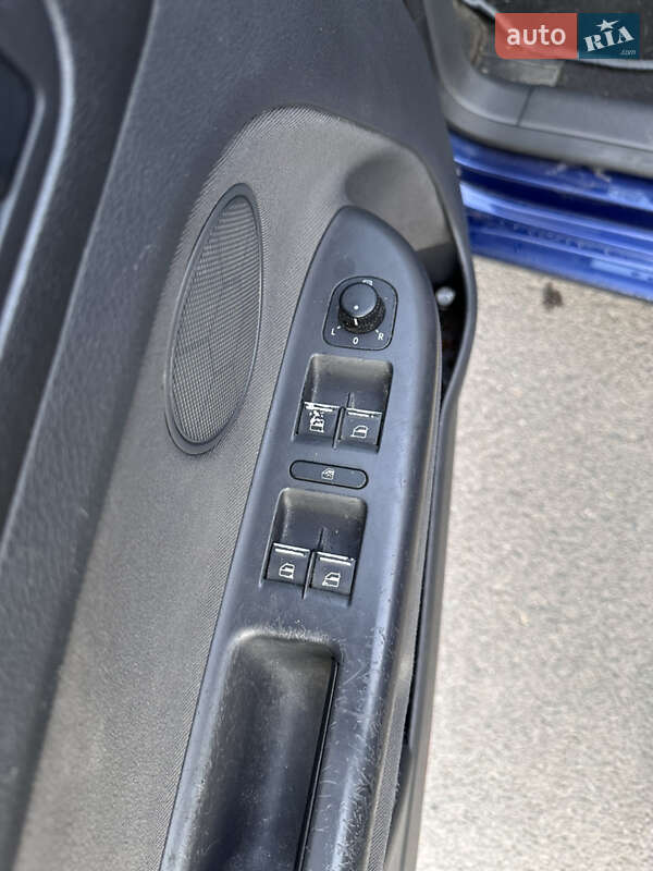Хетчбек Volkswagen Golf Plus 2005 в Хусті