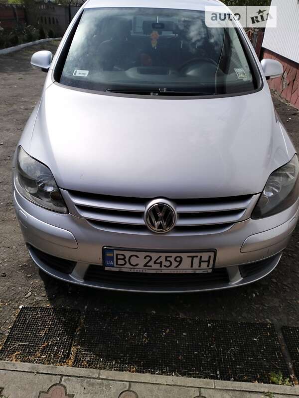 Хэтчбек Volkswagen Golf Plus 2008 в Червонограде