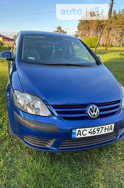 Хэтчбек Volkswagen Golf Plus 2005 в Любешове