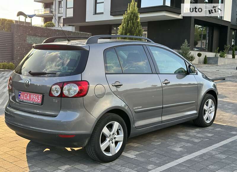 Хэтчбек Volkswagen Golf Plus 2008 в Ужгороде