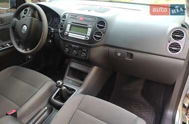 Хетчбек Volkswagen Golf Plus 2006 в Косові