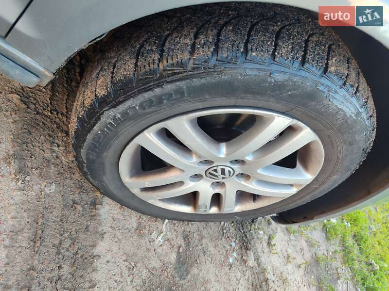 Хетчбек Volkswagen Golf Plus 2011 в Житомирі фото 6 Хетчбек Volkswagen Golf Plus 2011 в Житомирі