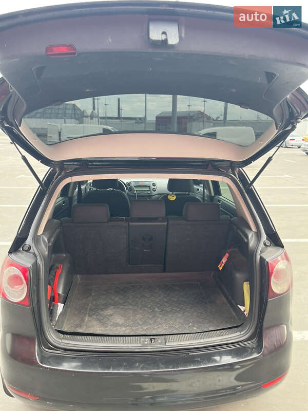 Хетчбек Volkswagen Golf Plus 2010 в Києві