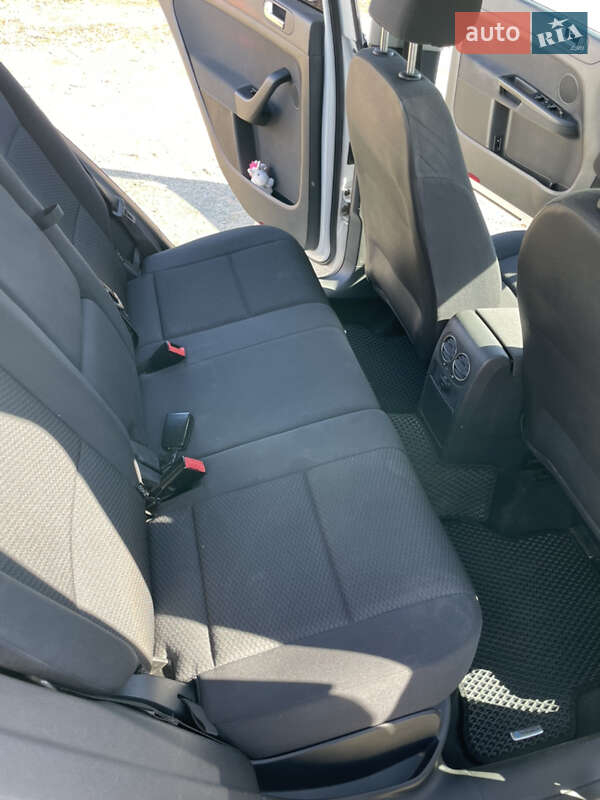 Хетчбек Volkswagen Golf Plus 2010 в Києві