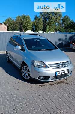 Хэтчбек Volkswagen Golf Plus 2008 в Ивано-Франковске