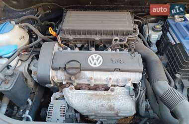 Хэтчбек Volkswagen Golf Plus 2008 в 