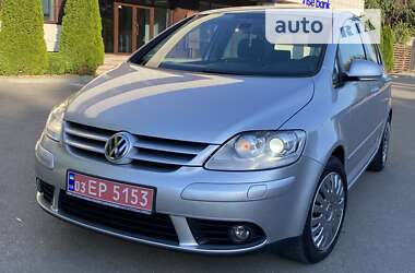 Хетчбек Volkswagen Golf Plus 2006 в Дніпрі