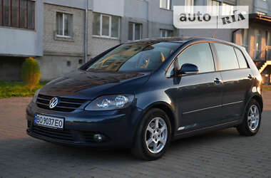 Хэтчбек Volkswagen Golf Plus 2007 в Дубно