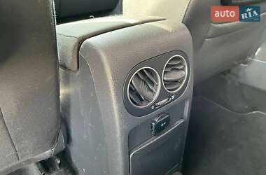 Хэтчбек Volkswagen Golf Plus 2013 в 