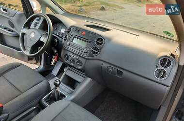 Хетчбек Volkswagen Golf Plus 2006 в Полтаві