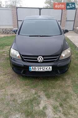 Хетчбек Volkswagen Golf Plus 2005 в Чечельнику