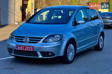 Хэтчбек Volkswagen Golf Plus 2008 в Ровно