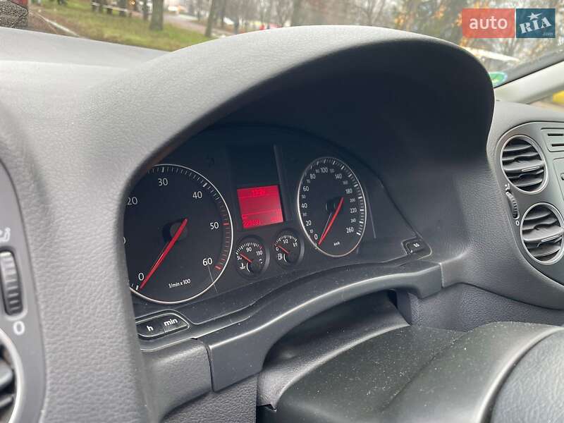 Хетчбек Volkswagen Golf Plus 2005 в Черкасах фото 11 Хетчбек Volkswagen Golf Plus 2005 в Черкасах