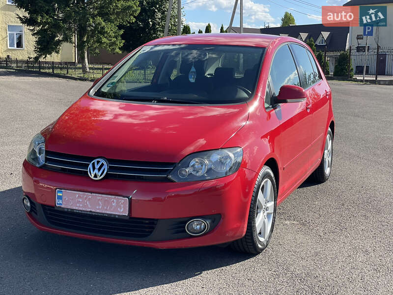 Хэтчбек Volkswagen Golf Plus 2011 в Владимире