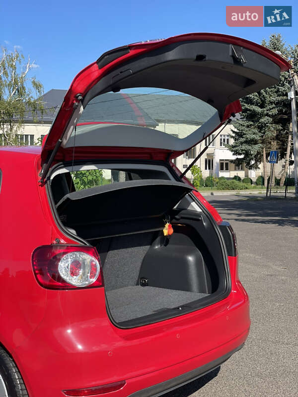 Хэтчбек Volkswagen Golf Plus 2011 в Владимире