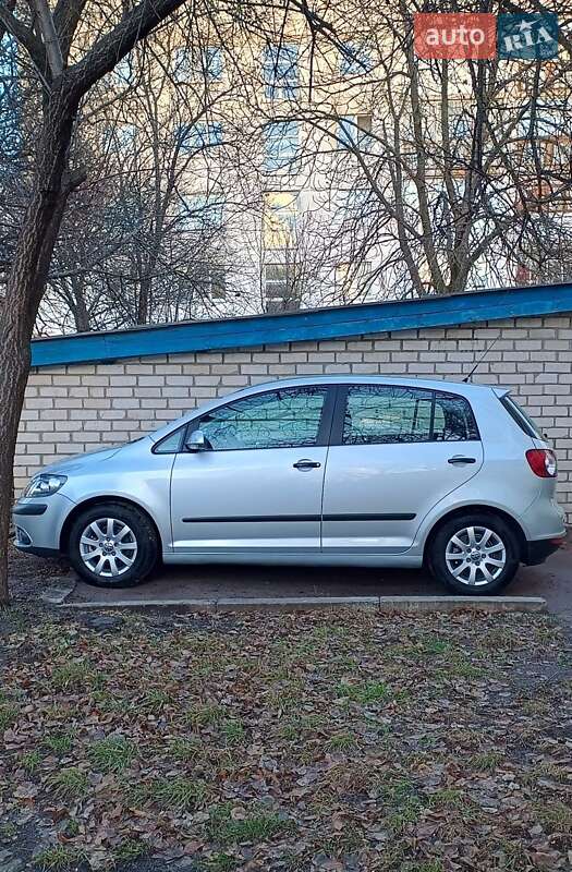 Хэтчбек Volkswagen Golf Plus 2006 в Миргороде