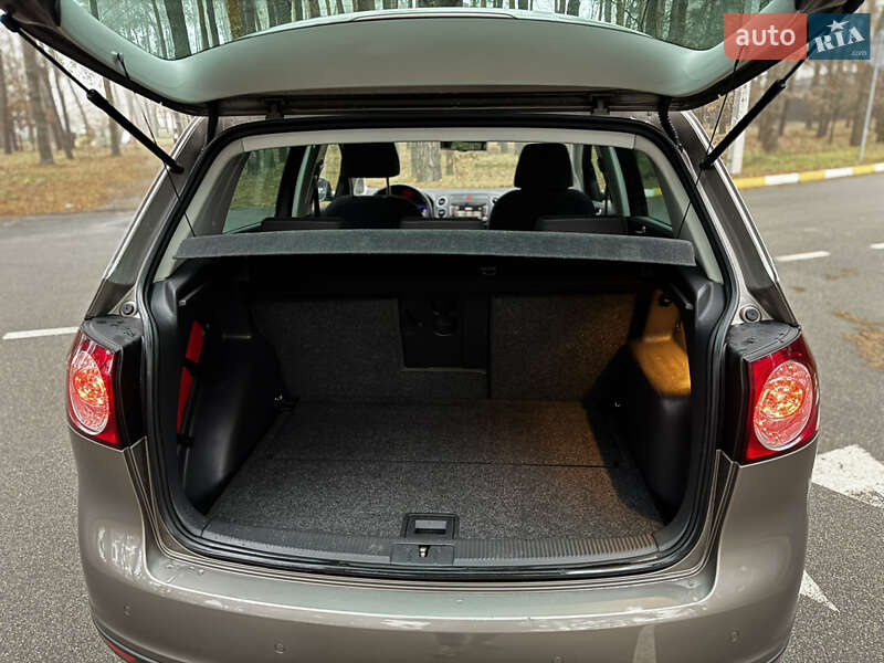 Хэтчбек Volkswagen Golf Plus 2008 в Белогородке