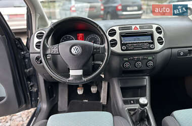 Хэтчбек Volkswagen Golf Plus 2008 в Ровно