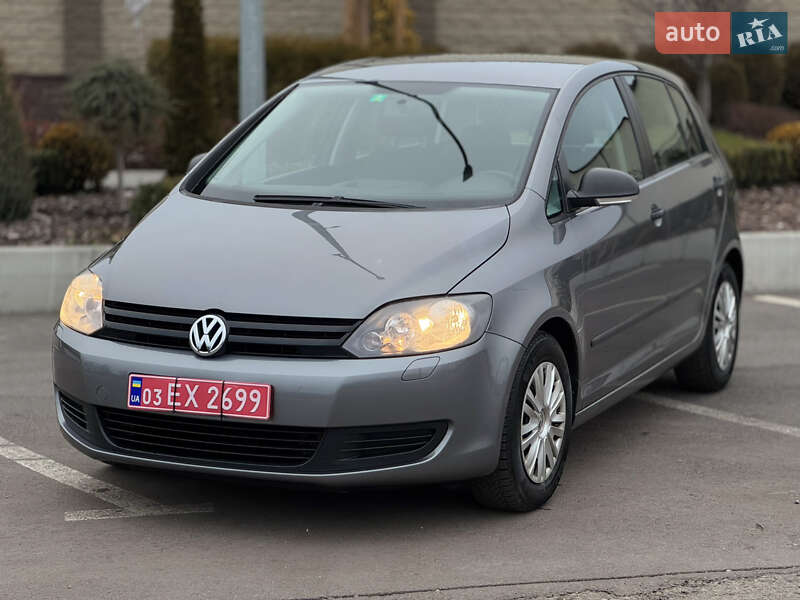 Хэтчбек Volkswagen Golf Plus 2010 в Запорожье