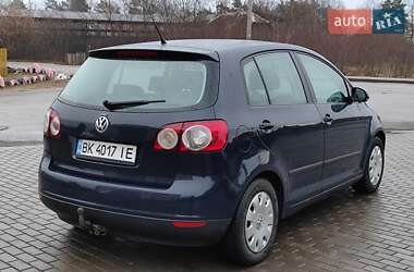 Хэтчбек Volkswagen Golf Plus 2005 в Сарнах