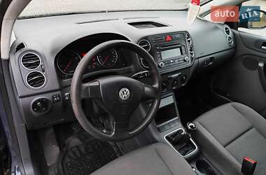 Хэтчбек Volkswagen Golf Plus 2005 в Сарнах