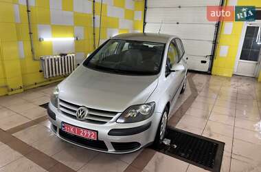 Хетчбек Volkswagen Golf Plus 2006 в Гайвороні