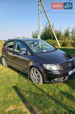 Хэтчбек Volkswagen Golf Plus 2006 в Млинове