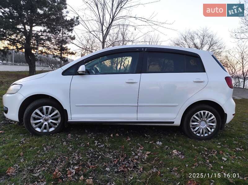 Хетчбек Volkswagen Golf Plus 2012 в Дніпрі