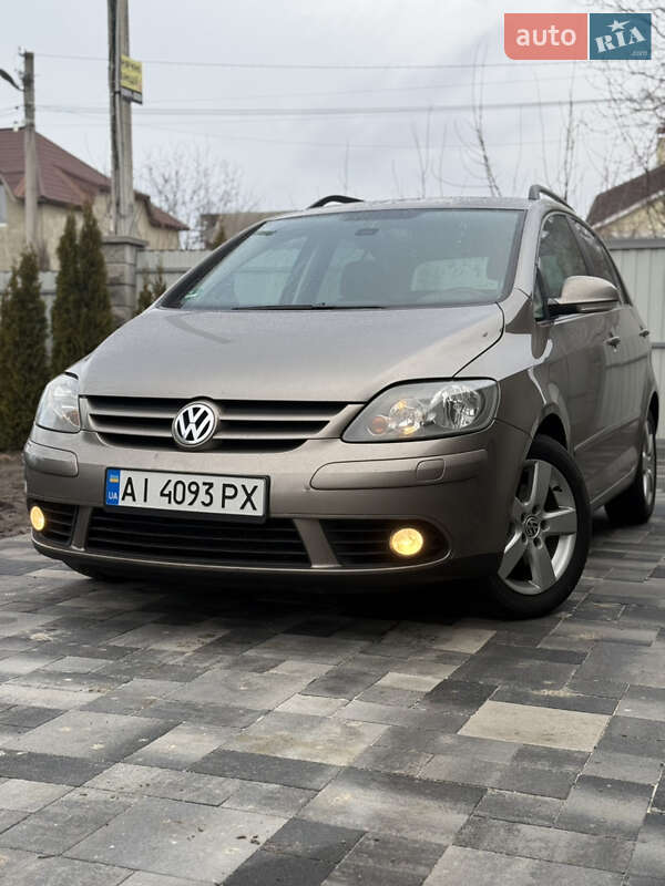 Хэтчбек Volkswagen Golf Plus 2008 в Белогородке