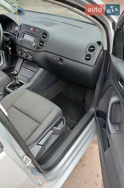 Хэтчбек Volkswagen Golf Plus 2006 в 