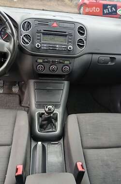 Хэтчбек Volkswagen Golf Plus 2006 в 