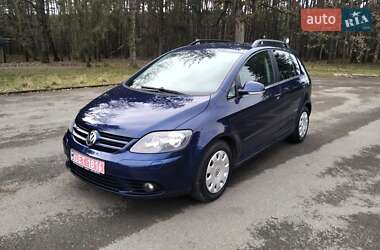 Хетчбек Volkswagen Golf Plus 2008 в Рівному