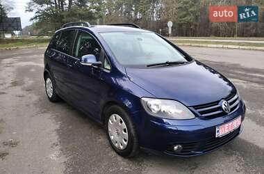 Хетчбек Volkswagen Golf Plus 2008 в Рівному