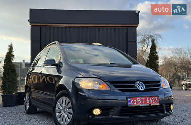 Хэтчбек Volkswagen Golf Plus 2008 в Дрогобыче