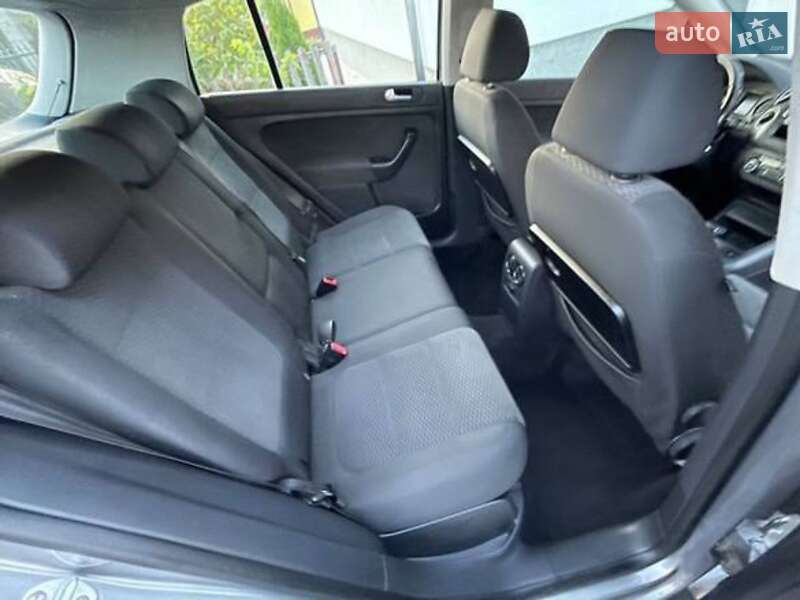 Хэтчбек Volkswagen Golf Plus 2009 в Тернополе
