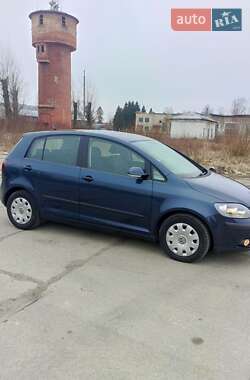 Хэтчбек Volkswagen Golf Plus 2005 в Надворной