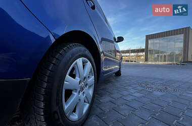 Хэтчбек Volkswagen Golf Plus 2005 в 