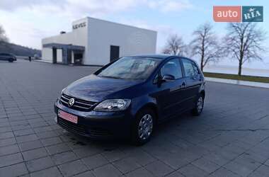 Хэтчбек Volkswagen Golf Plus 2005 в Светловодске