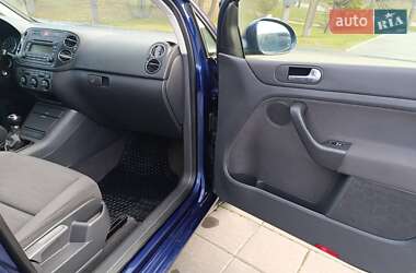 Хэтчбек Volkswagen Golf Plus 2005 в Светловодске