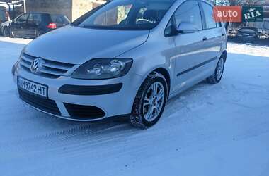 Хэтчбек Volkswagen Golf Plus 2005 в Звягеле