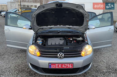 Хэтчбек Volkswagen Golf Plus 2010 в Лубнах