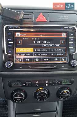 Хетчбек Volkswagen Golf Plus 2005 в 